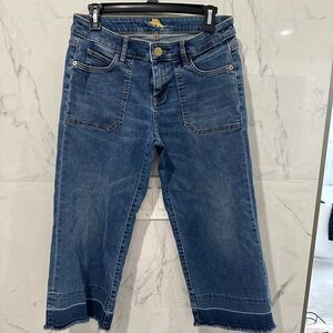 Tommy Bahama jeans women’s size 28 cropped boyfriend frayed hem blue denim